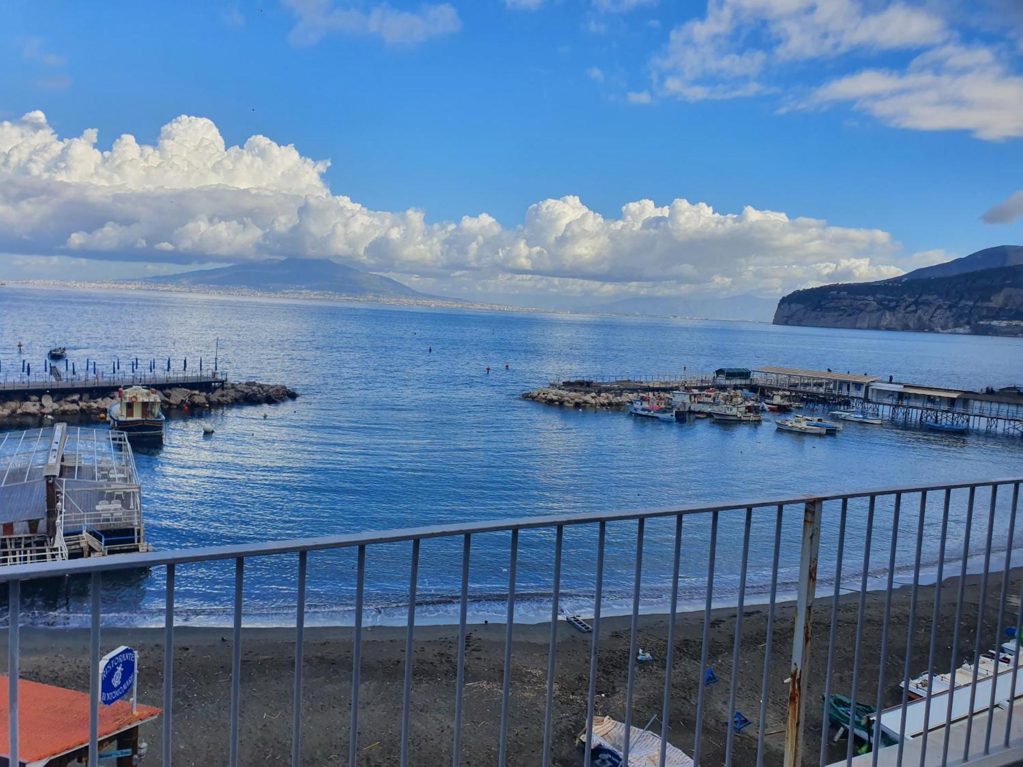 Il Borgo Antico Sorrento Sea View Apartamento Exterior foto