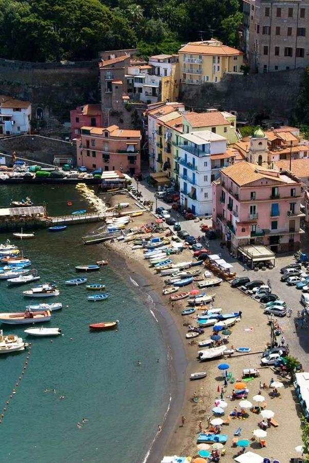 Il Borgo Antico Sorrento Sea View Apartamento Exterior foto