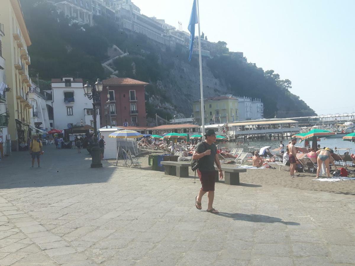 Il Borgo Antico Sorrento Sea View Apartamento Quarto foto